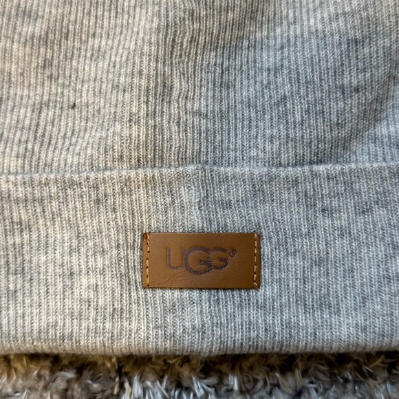 UGG Luxe Knit Cuff Beanie, Grey - One Size Fits Most - Picture 4 of 4